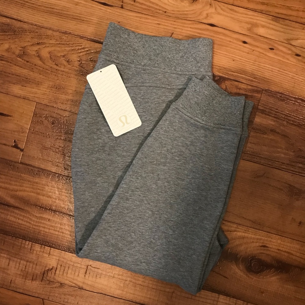 Lululemon Press Pause Jogger - NWT